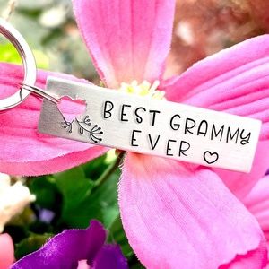 Grandma Keychain - Mothers Day Gift - Grandma Gift - Best Grandma Ever - Grammy